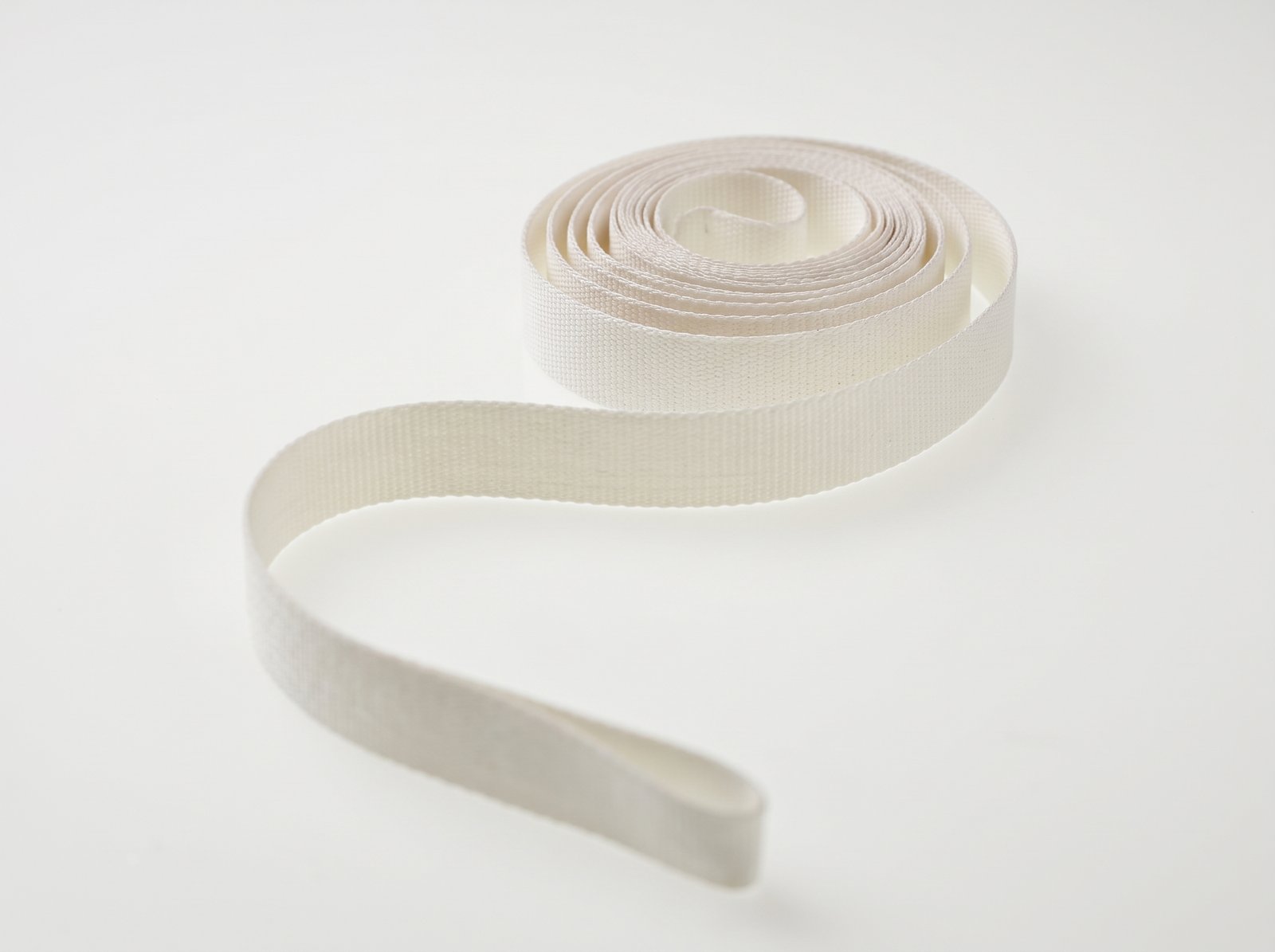 Garniture Tape white tape product photography 2k 20260920061840